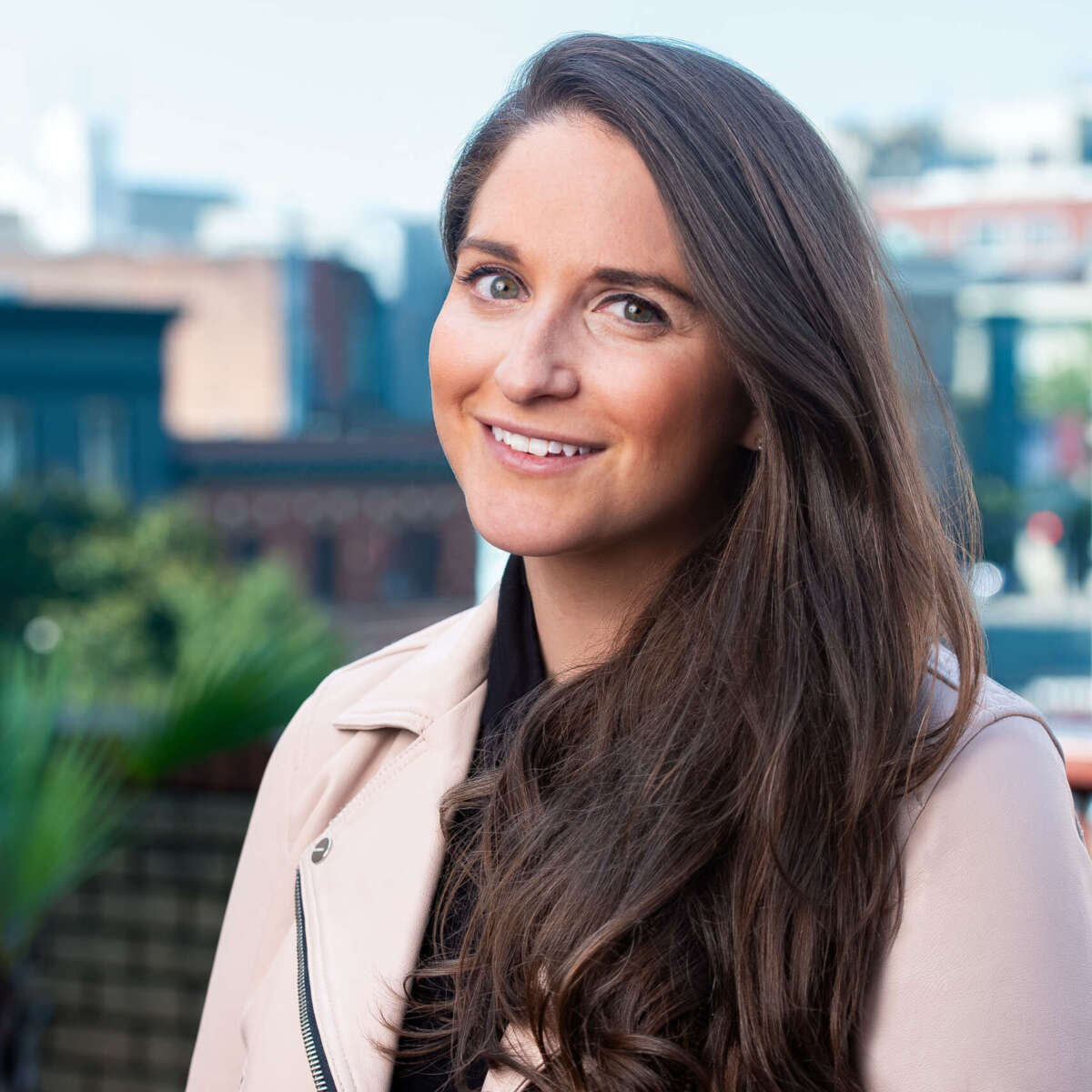 Headshot of Liz Wessel